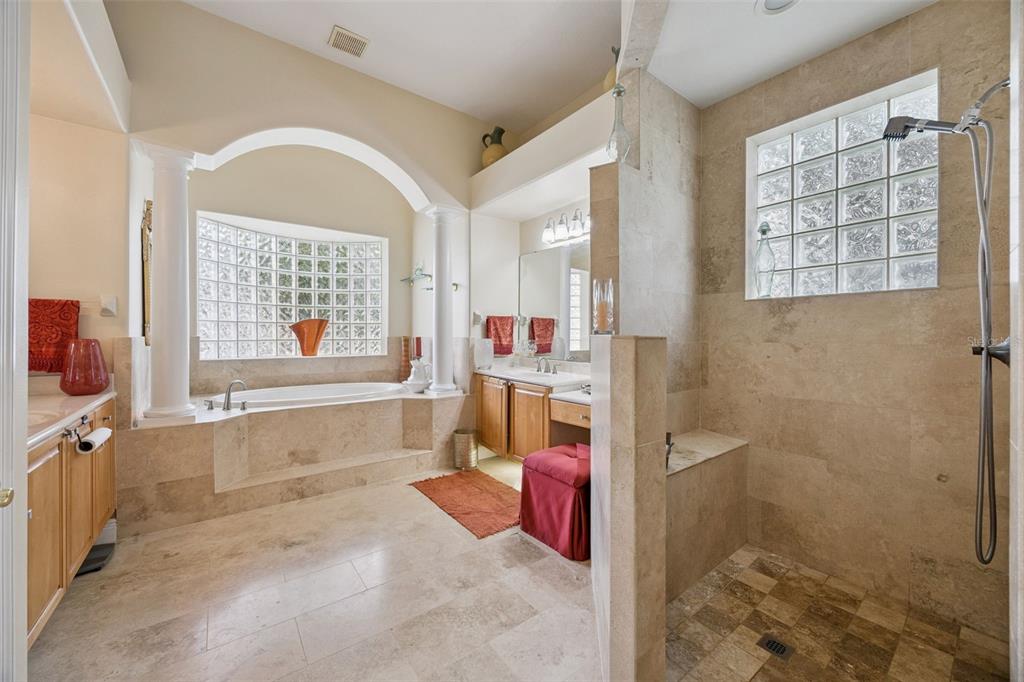 8991 HERITAGE BAY CIRCLE gallery image #21
