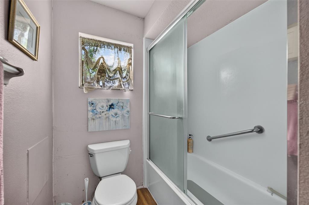5907 UONA AVENUE gallery image #23