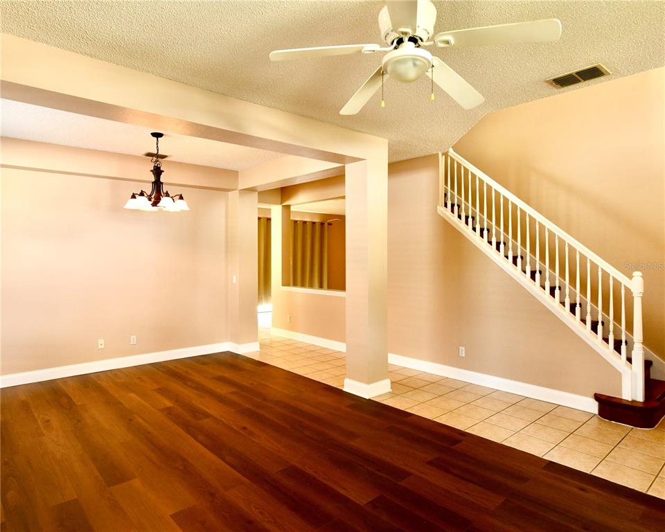 812 JADE FOREST AVENUE gallery image #3