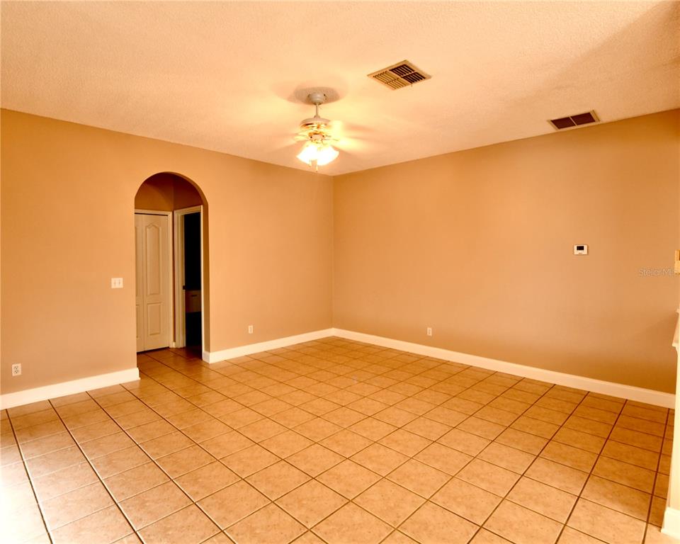 812 JADE FOREST AVENUE gallery image #7