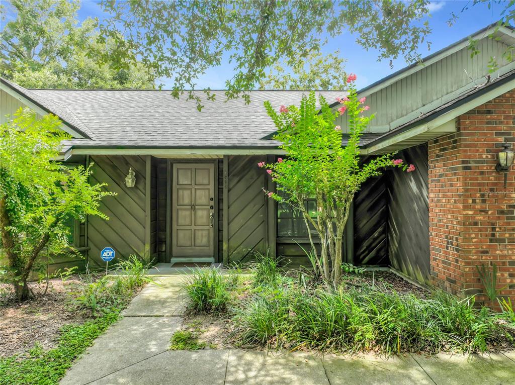 1532 SACKETT CIRCLE gallery image #10