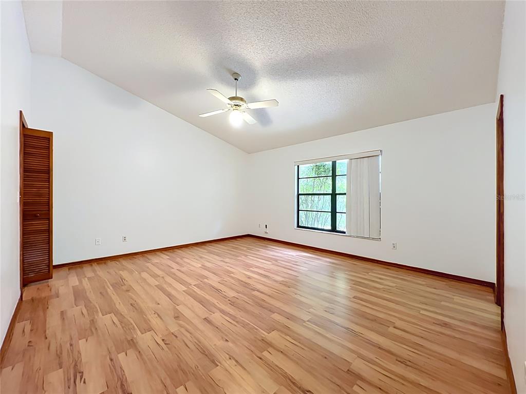 1532 SACKETT CIRCLE gallery image #38