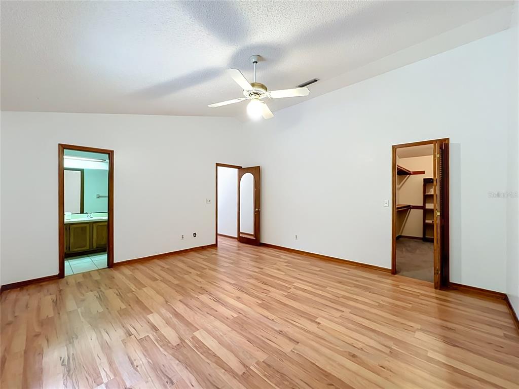 1532 SACKETT CIRCLE gallery image #40