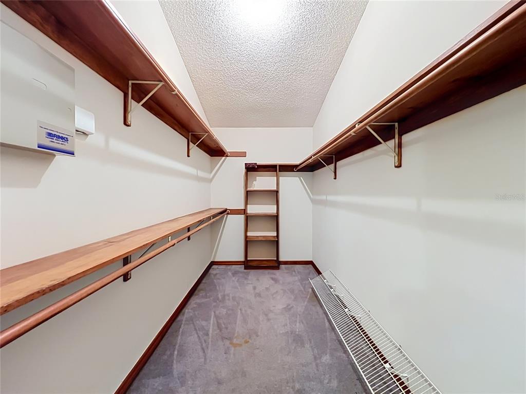 1532 SACKETT CIRCLE gallery image #41
