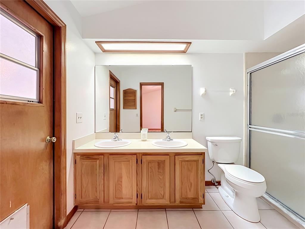 1532 SACKETT CIRCLE gallery image #43