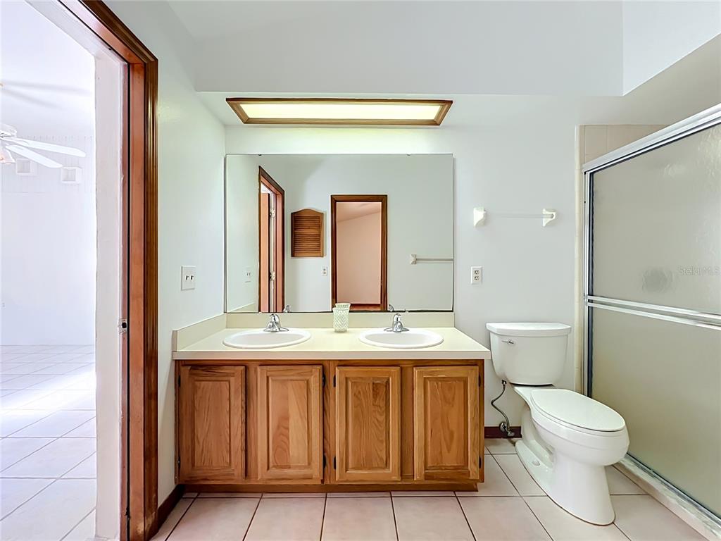 1532 SACKETT CIRCLE gallery image #44