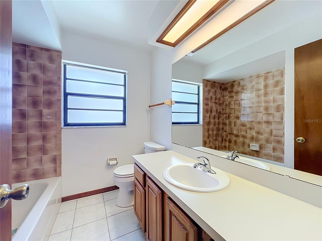 1532 SACKETT CIRCLE gallery image #51