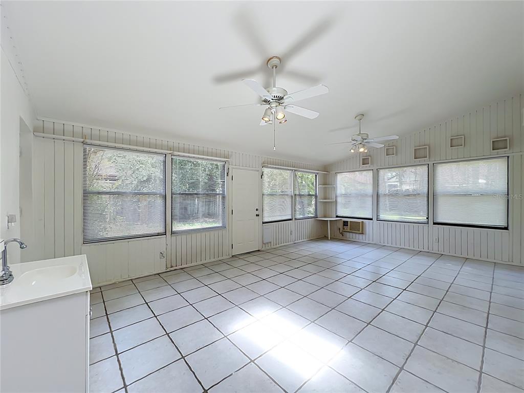1532 SACKETT CIRCLE gallery image #58