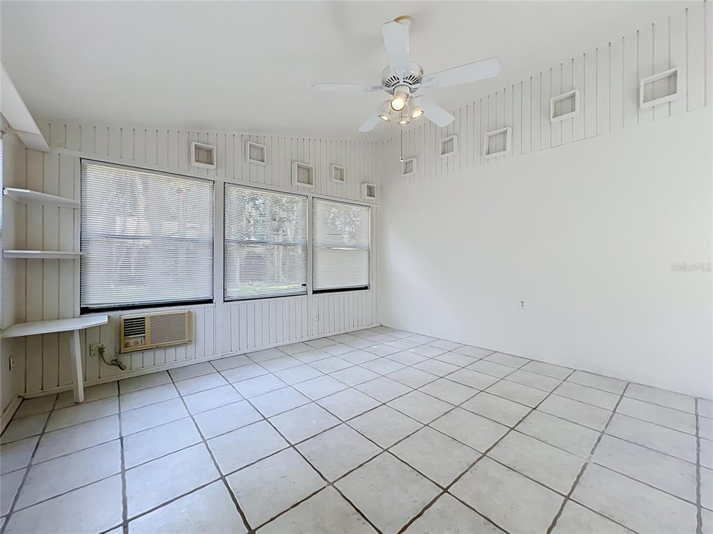 1532 SACKETT CIRCLE gallery image #62