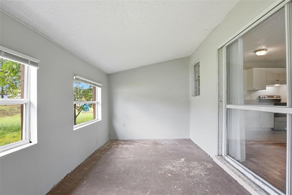 2151 S IVEY LANE gallery image #12