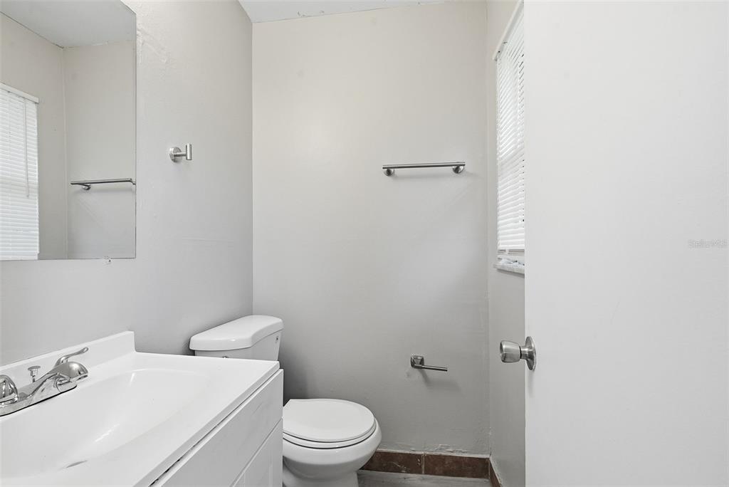 2151 S IVEY LANE gallery image #23