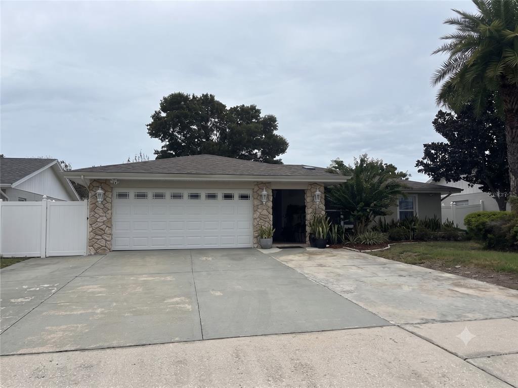 5450 GAMBIER COURT gallery image #1