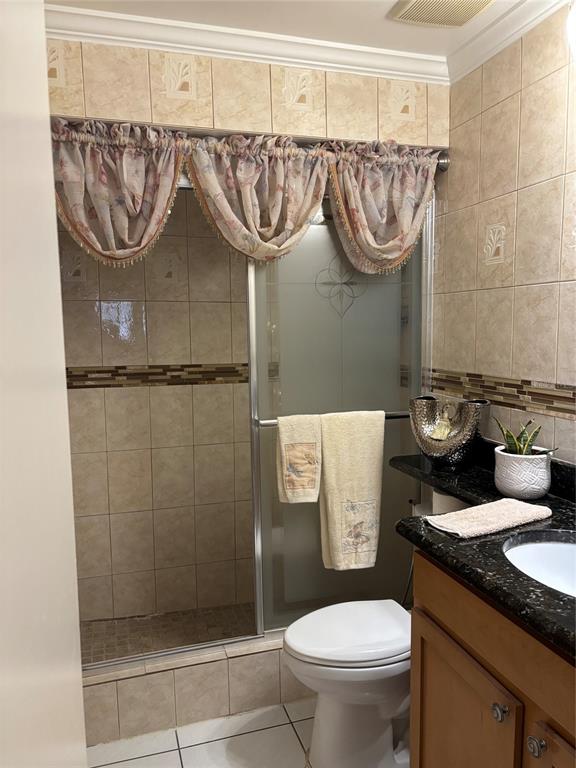 5450 GAMBIER COURT gallery image #25