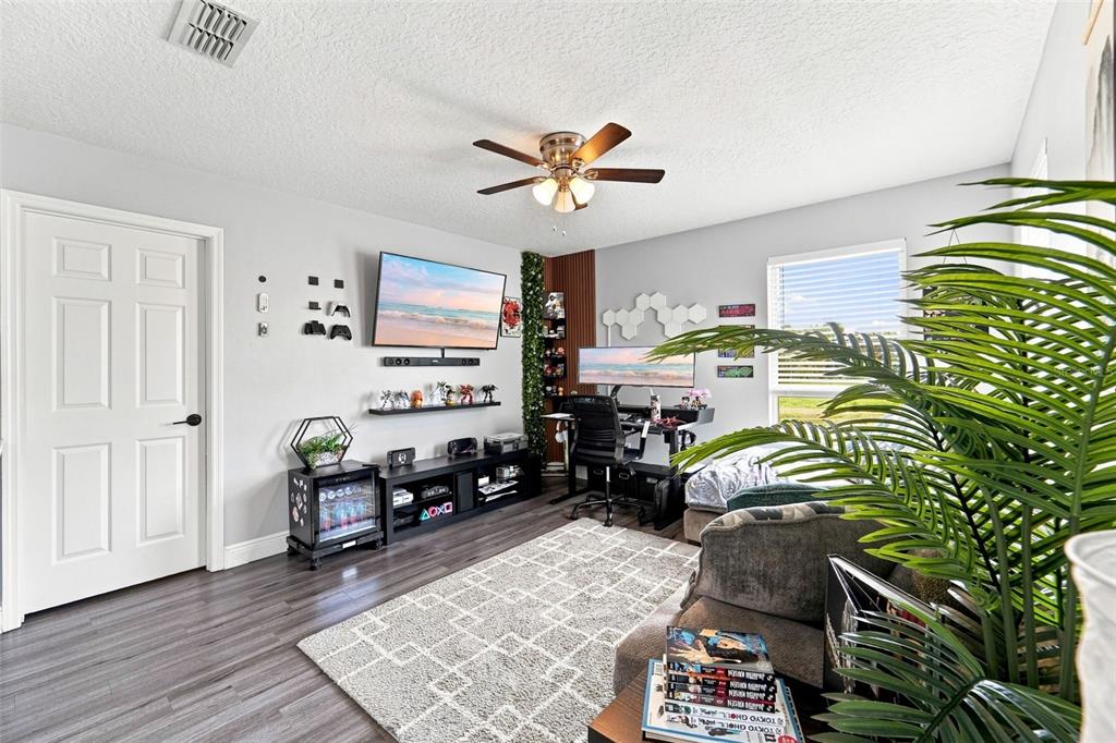 9773 BENNINGTON CHASE DRIVE gallery image #32