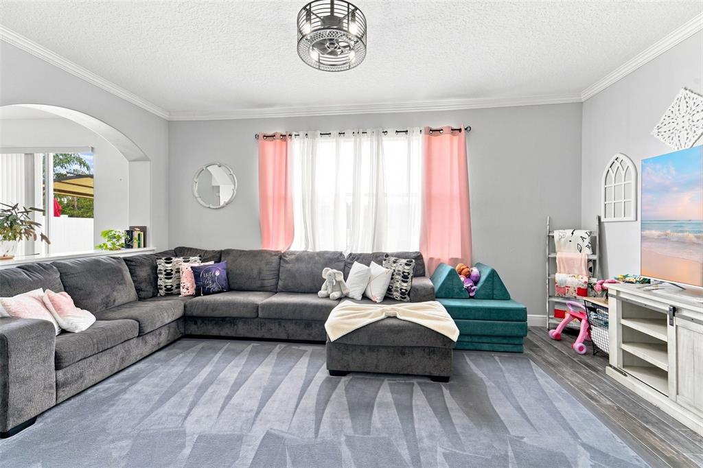 9773 BENNINGTON CHASE DRIVE gallery image #6