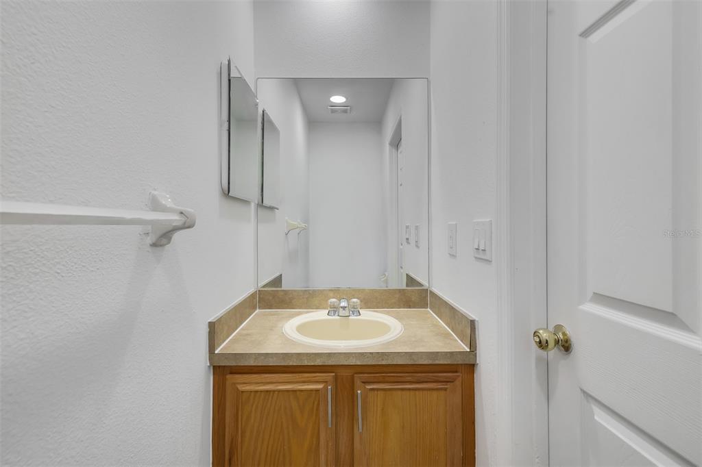 1720 BEAR BAY COVE gallery image #12