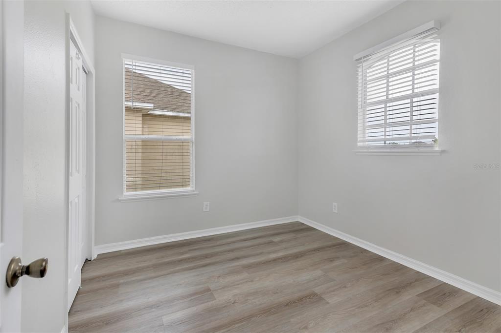1720 BEAR BAY COVE gallery image #24