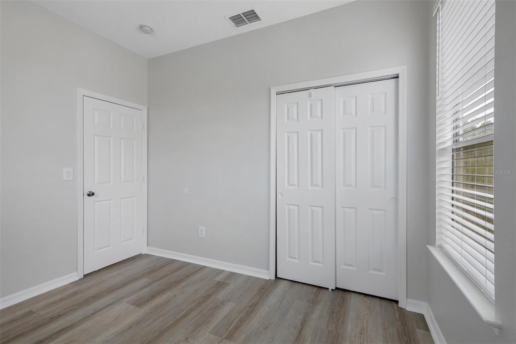 1720 BEAR BAY COVE gallery image #25