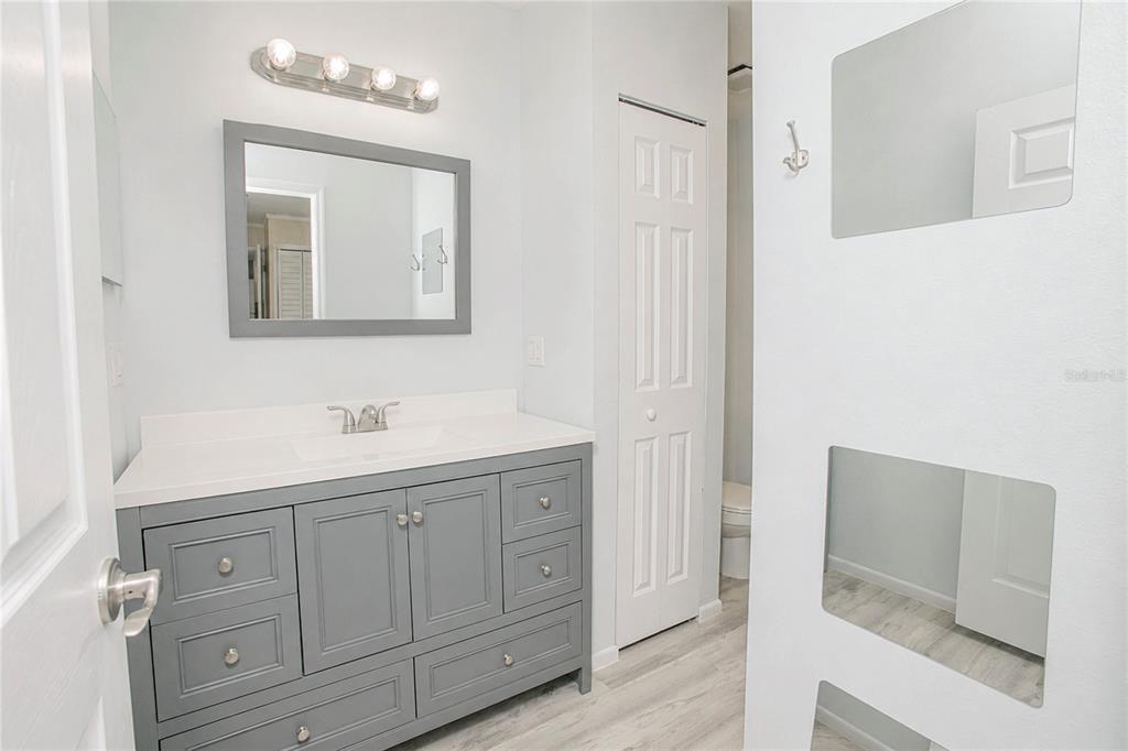 7621 RUTHWIND COURT gallery image #18