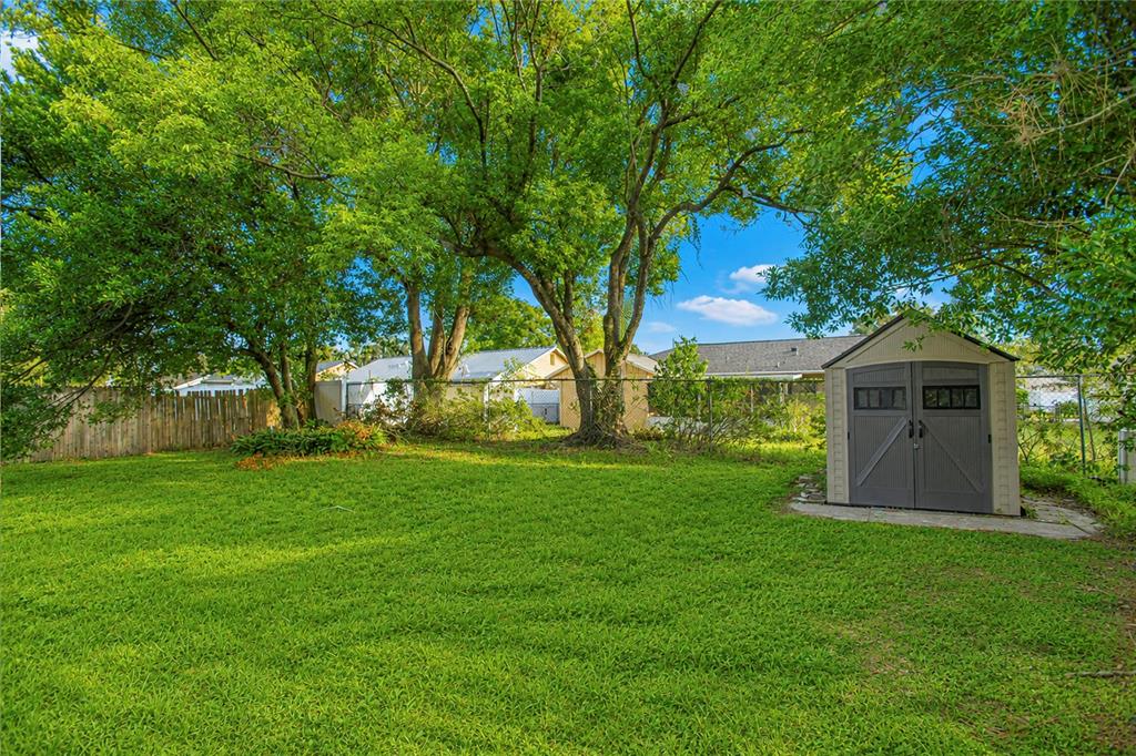 7621 RUTHWIND COURT gallery image #23