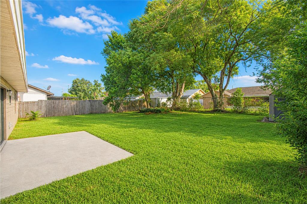 7621 RUTHWIND COURT gallery image #25