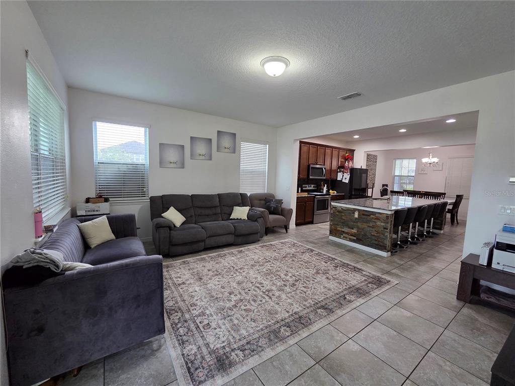 12749 GARRIDAN AVENUE gallery image #20