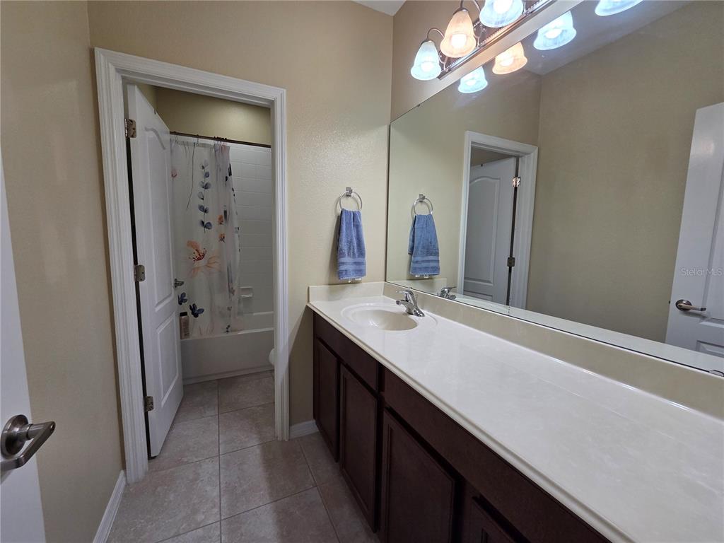 12749 GARRIDAN AVENUE gallery image #22