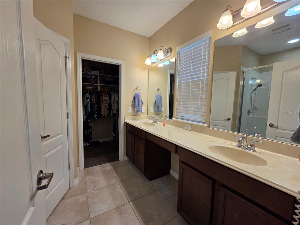 12749 GARRIDAN AVENUE gallery image #28