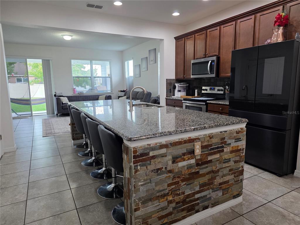 12749 GARRIDAN AVENUE gallery image #3