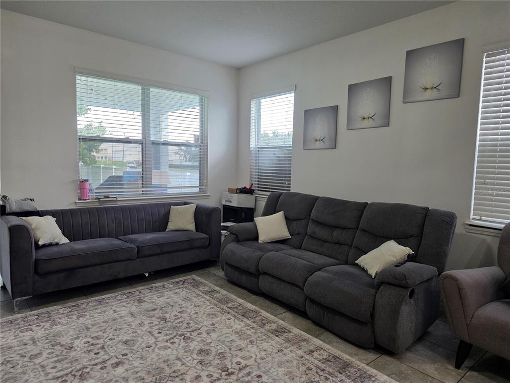 12749 GARRIDAN AVENUE gallery image #6