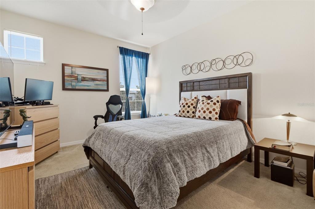 19385 PUMMELO DRIVE gallery image #23
