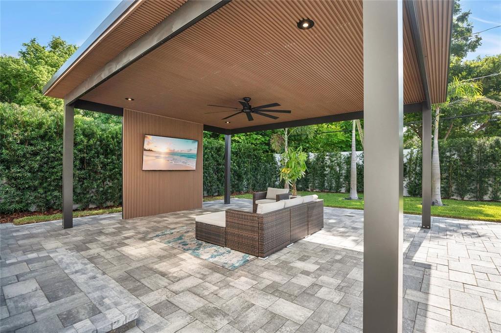 1305 BELMONT DRIVE gallery image #4