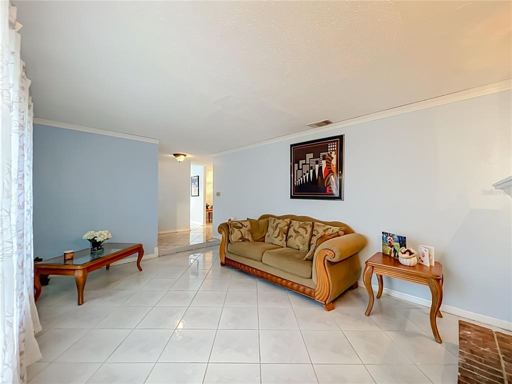 9216 AMITY COURT gallery image #14