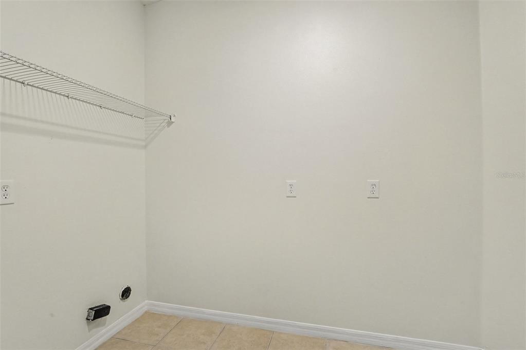 4542 GALLBERRY COURT gallery image #12