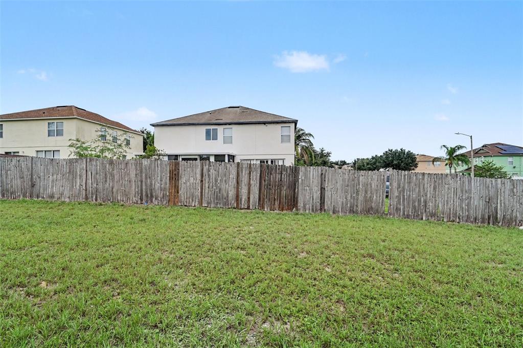 4542 GALLBERRY COURT gallery image #16