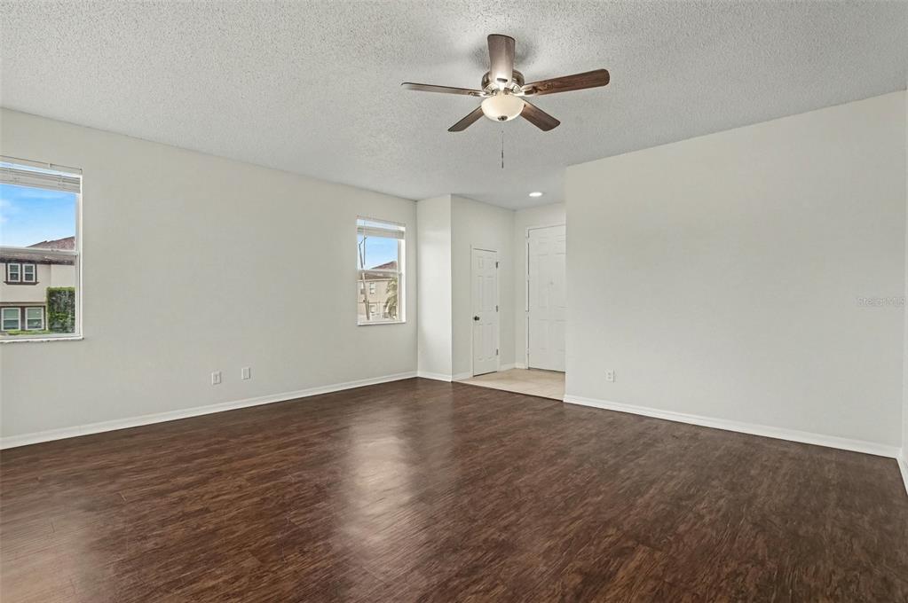 4542 GALLBERRY COURT gallery image #2