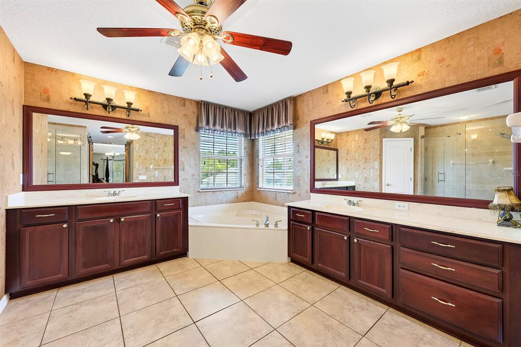 10020 RUSTIC RIDGE COURT gallery image #22
