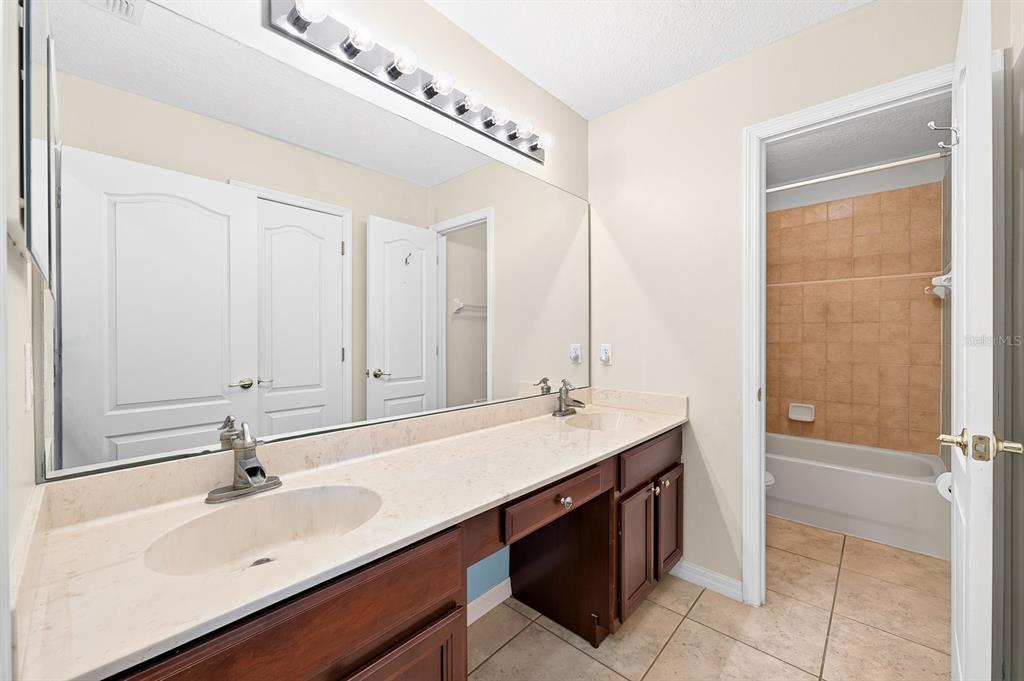 10020 RUSTIC RIDGE COURT gallery image #25