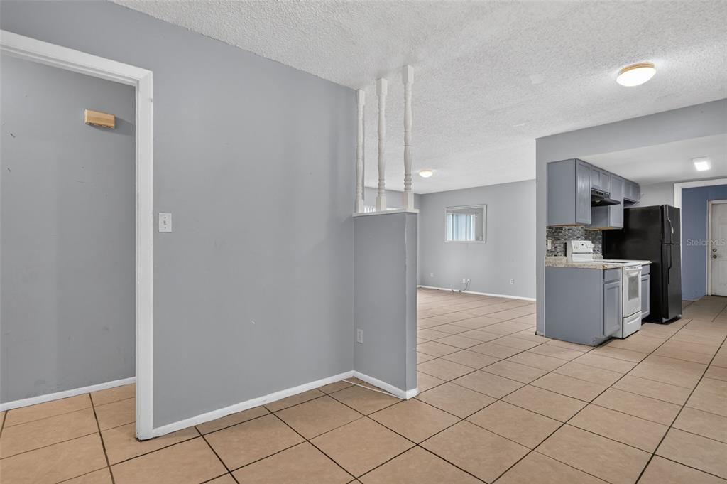 1877 WAYSIDE DRIVE gallery image #10