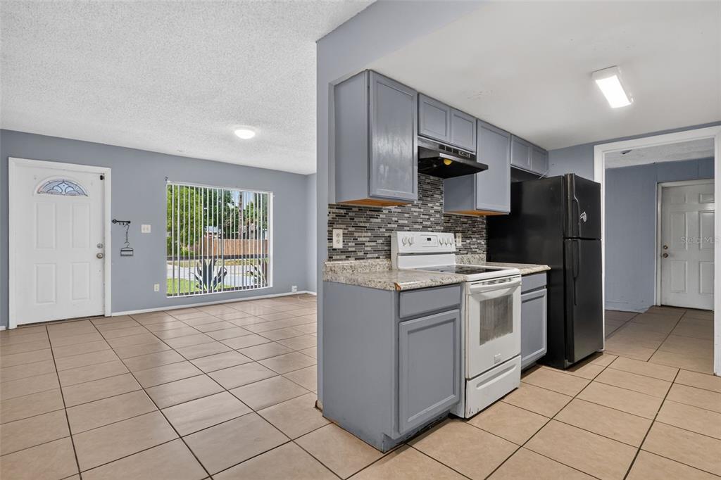 1877 WAYSIDE DRIVE gallery image #13