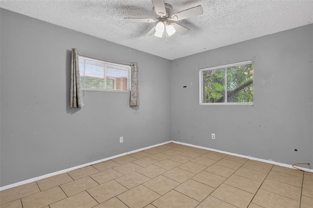 1877 WAYSIDE DRIVE gallery image #18