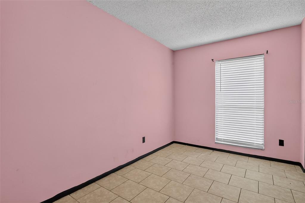 1877 WAYSIDE DRIVE gallery image #19