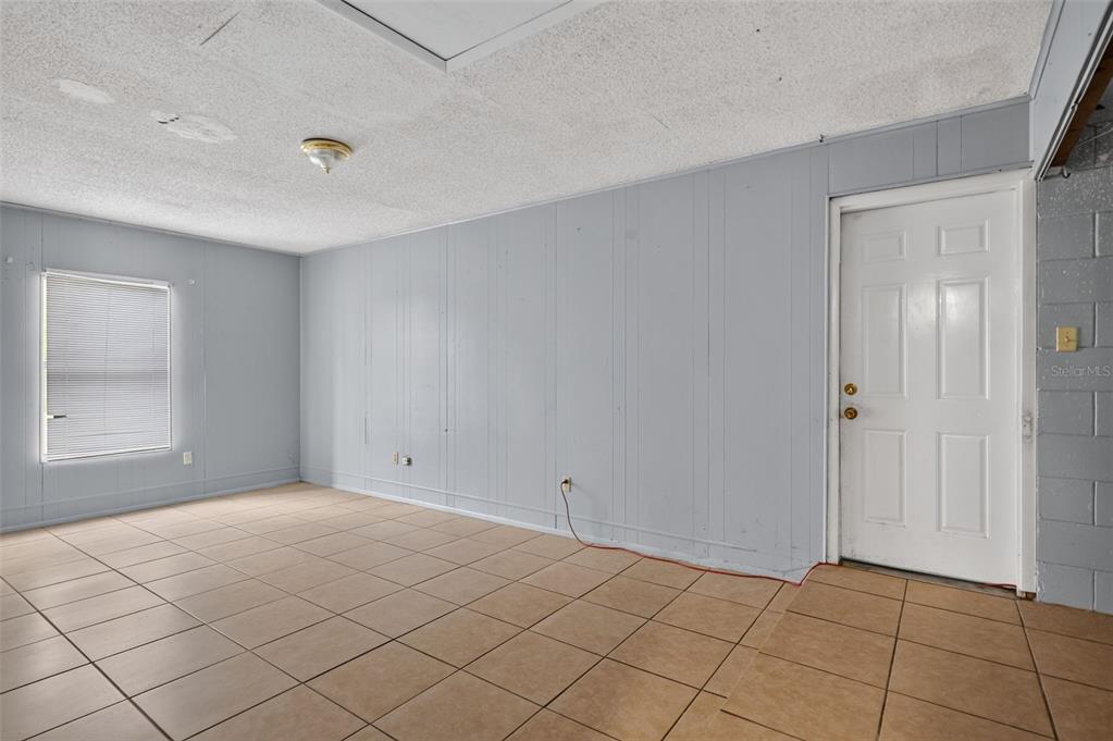 1877 WAYSIDE DRIVE gallery image #21