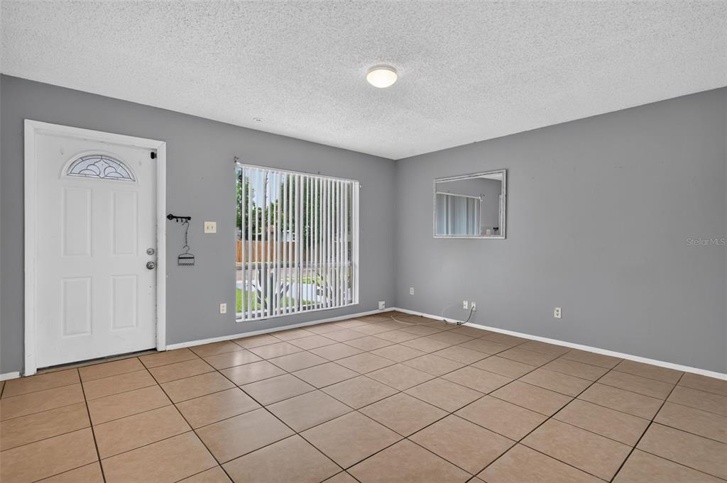 1877 WAYSIDE DRIVE gallery image #8