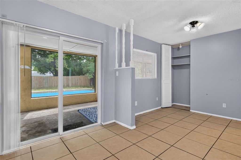 1877 WAYSIDE DRIVE gallery image #9