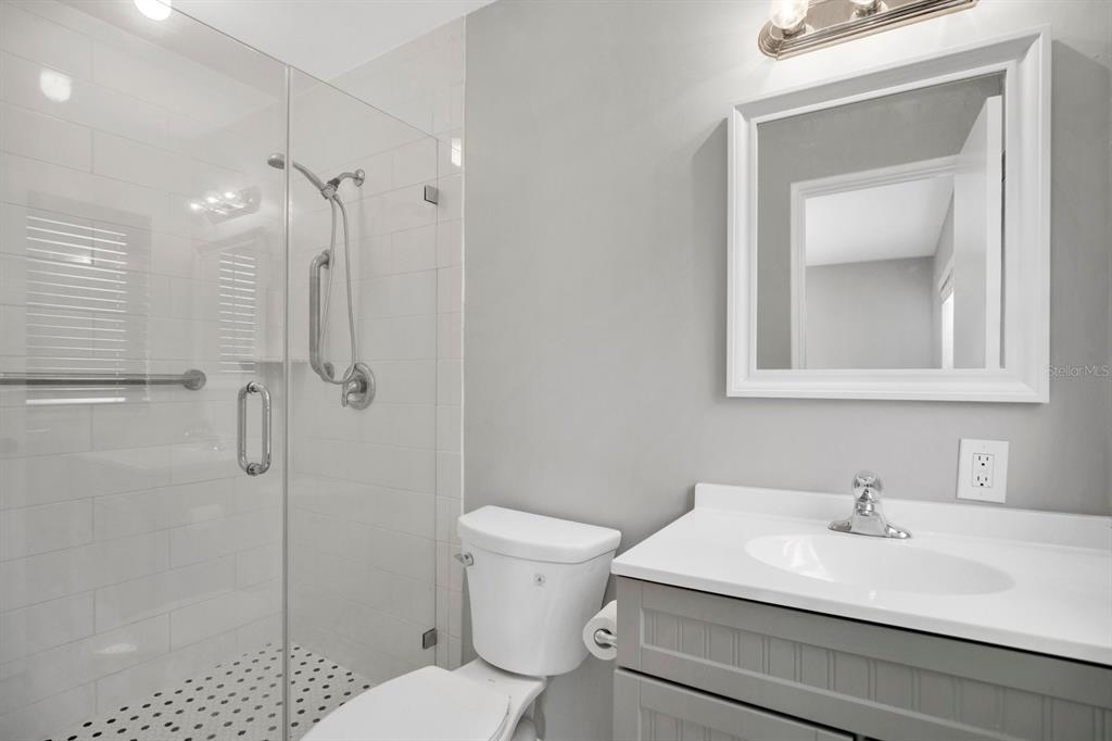 1427 BRYN MAWR STREET gallery image #12