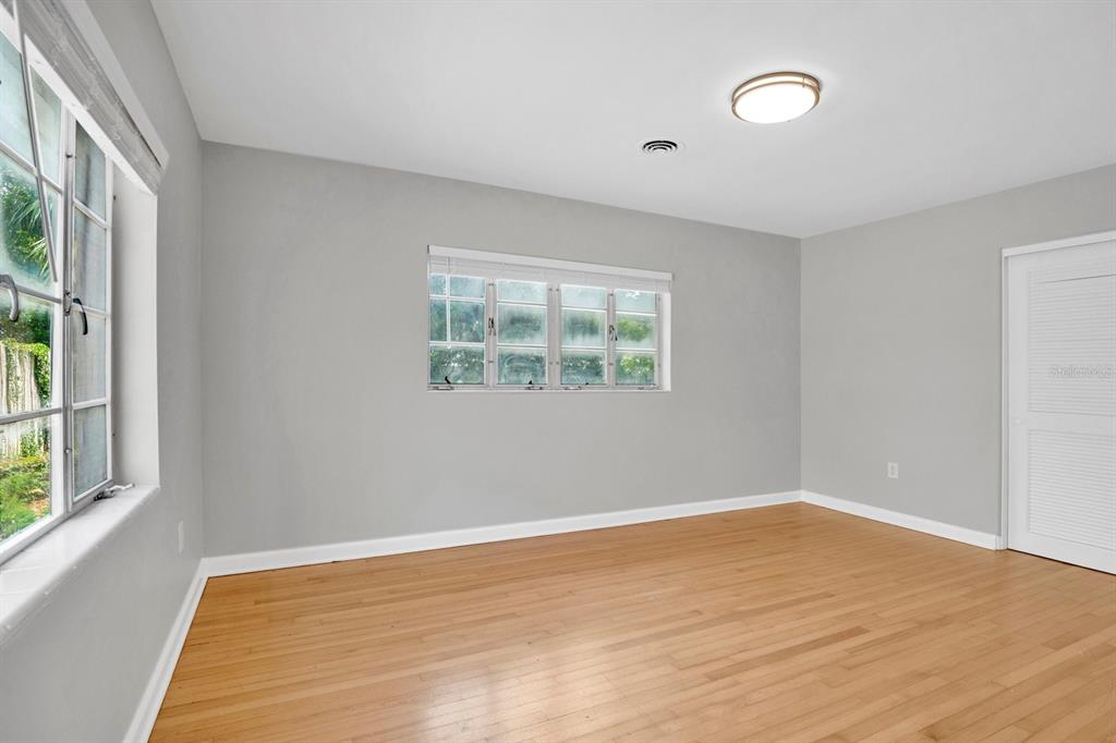 1427 BRYN MAWR STREET gallery image #16