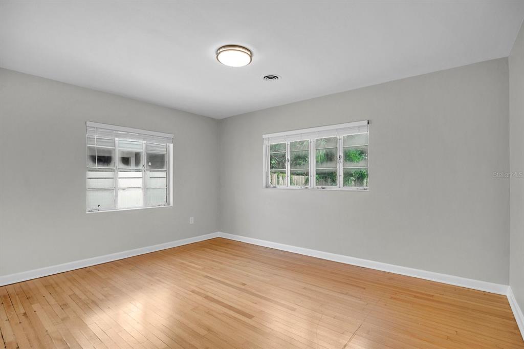 1427 BRYN MAWR STREET gallery image #17