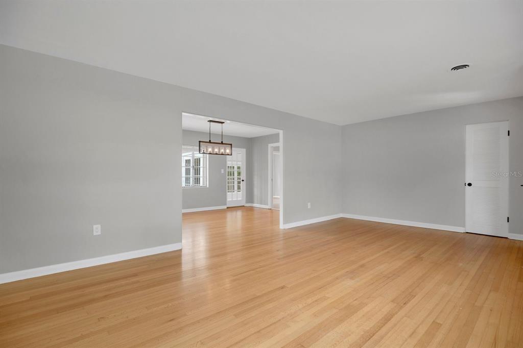 1427 BRYN MAWR STREET gallery image #5