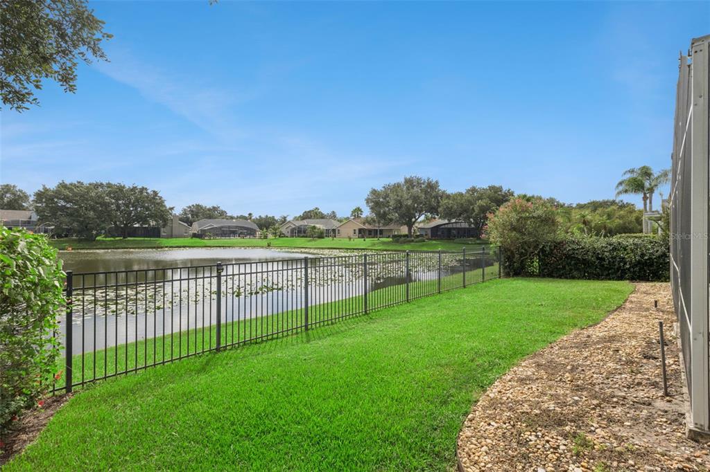 14313 ROXSHIRE DRIVE gallery image #36